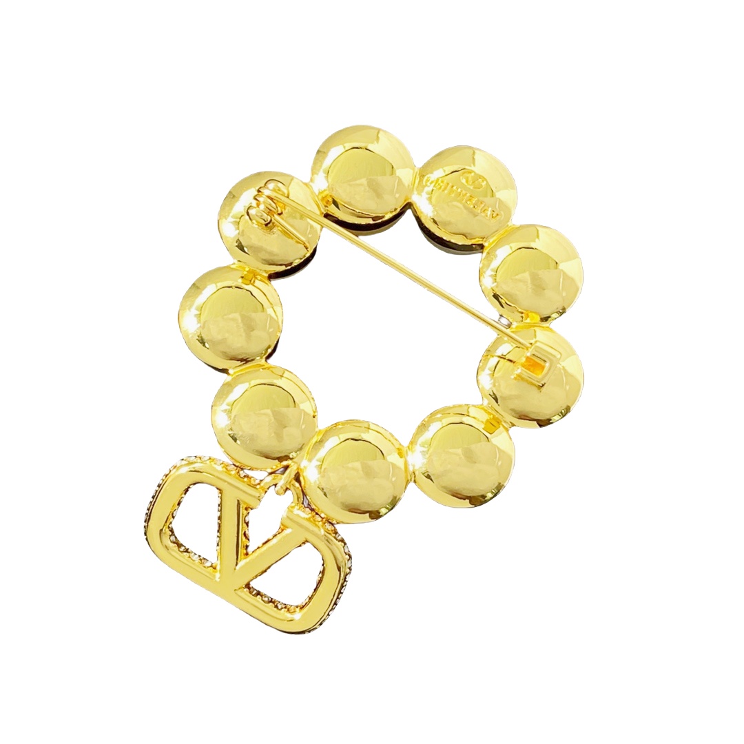 VTB004  Valentino Garavani  VLogo Signature Metal Brooch with pearls - ccjewelryacc