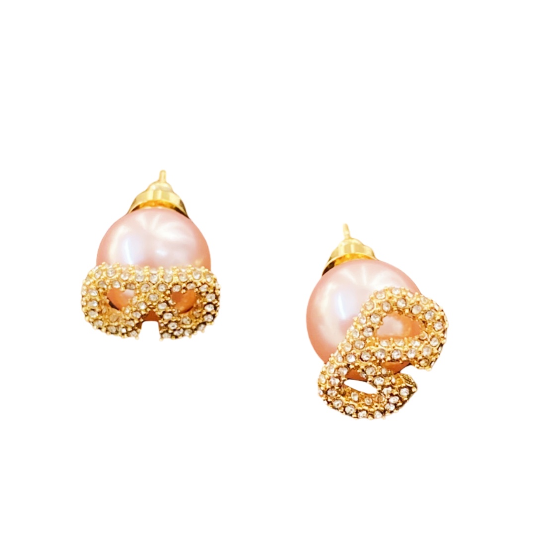 VTE059 Valentino v logo earrings in metal with pink pearl and crystal - ccjewelryacc