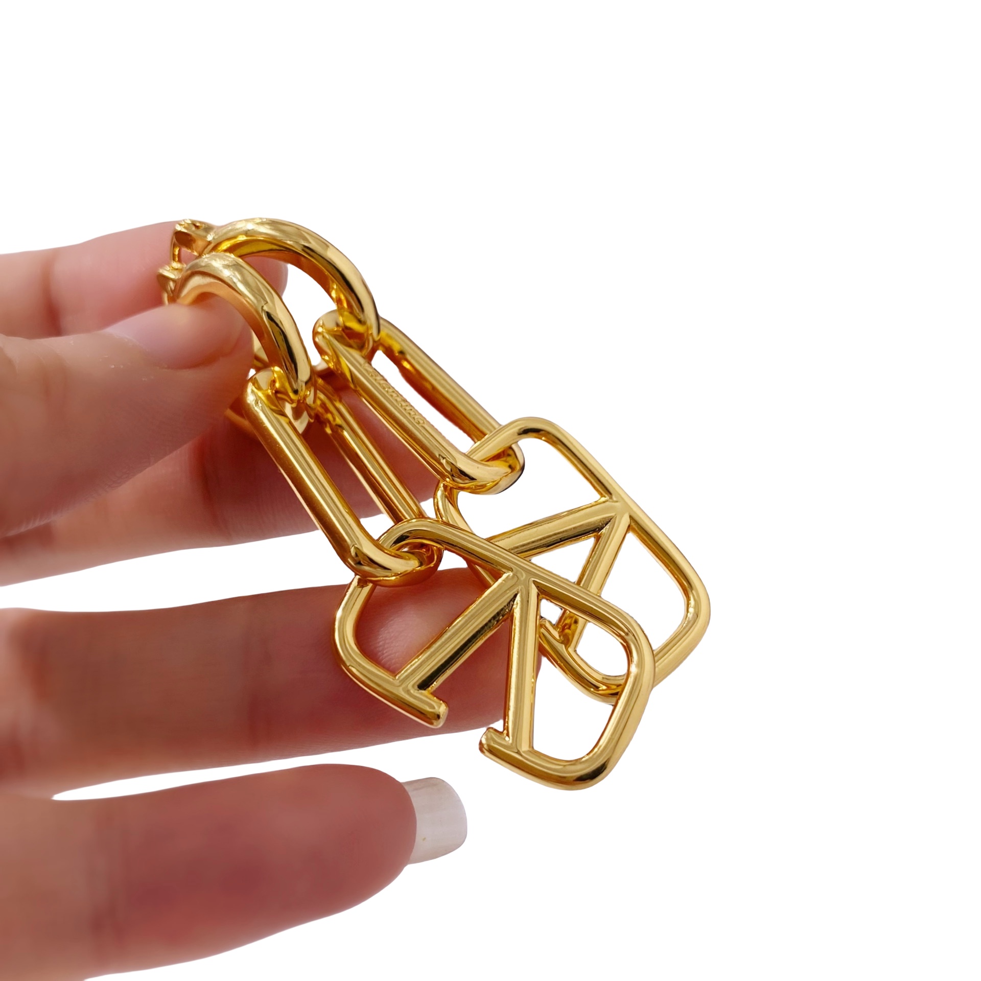 VTE079 V Logo hoop Earrings - ccjewelryacc