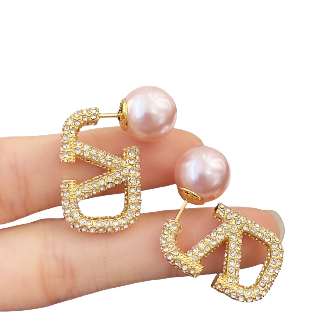 VTE059 Valentino v logo earrings in metal with pink pearl and crystal - ccjewelryacc