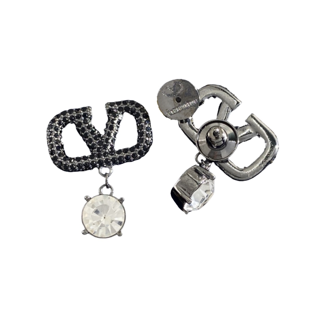 VTE060 vlogo signature metal and crystal earrings - ccjewelryacc