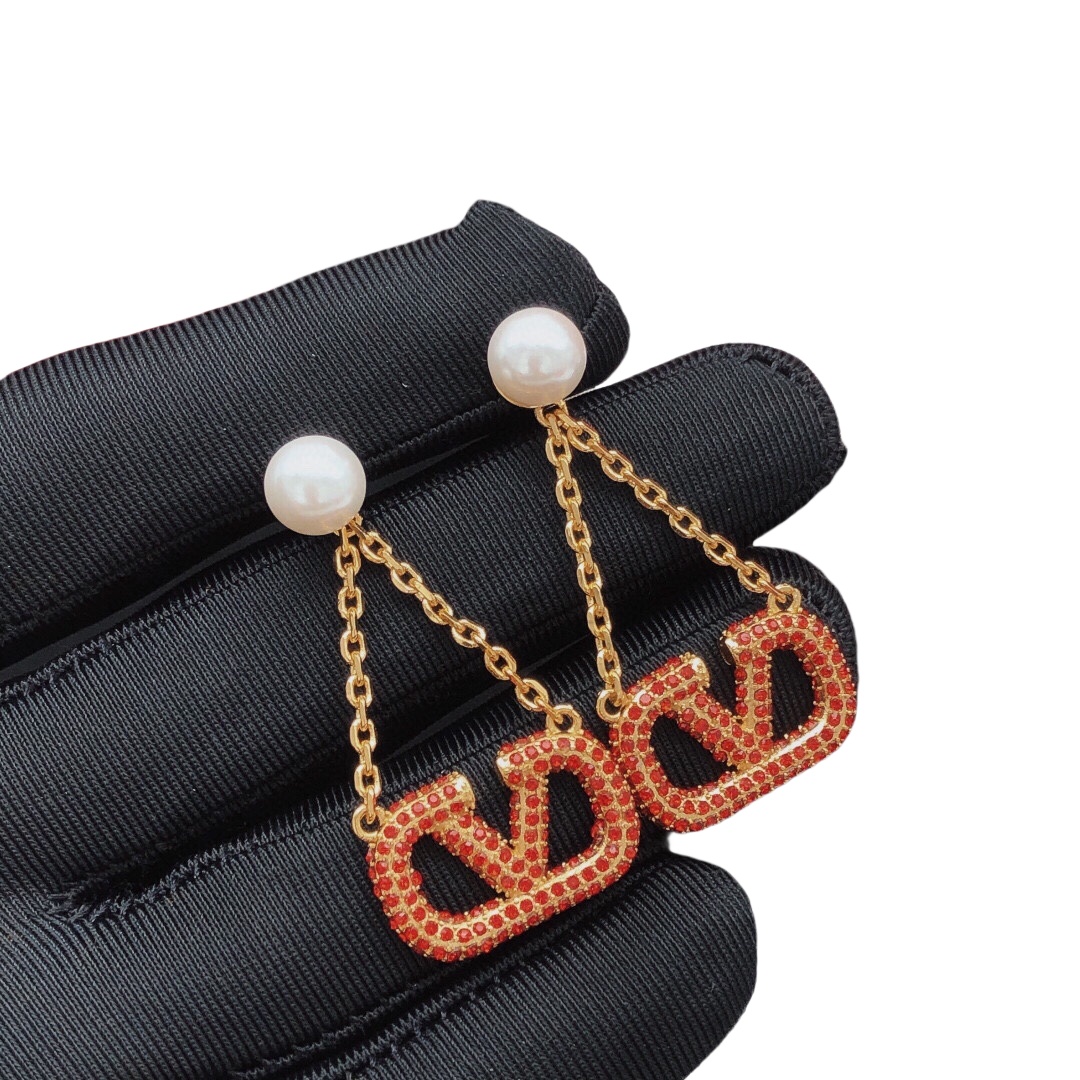 VTE075 Valentino v earrings - ccjewelryacc