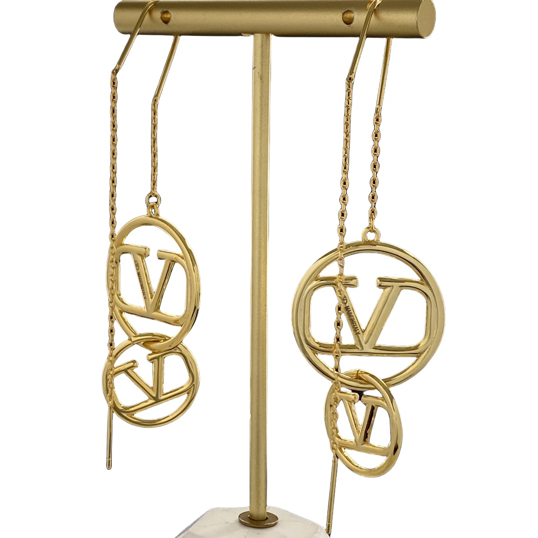 VTE074 vlogo signature metal tassels earrings - ccjewelryacc