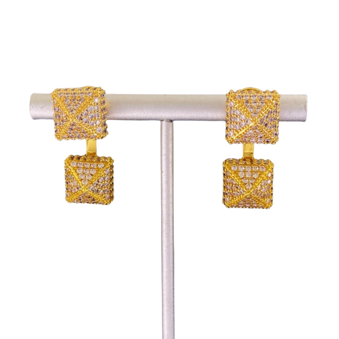 VTE071 Valentino rockstud earrings in metal and crystal - ccjewelryacc