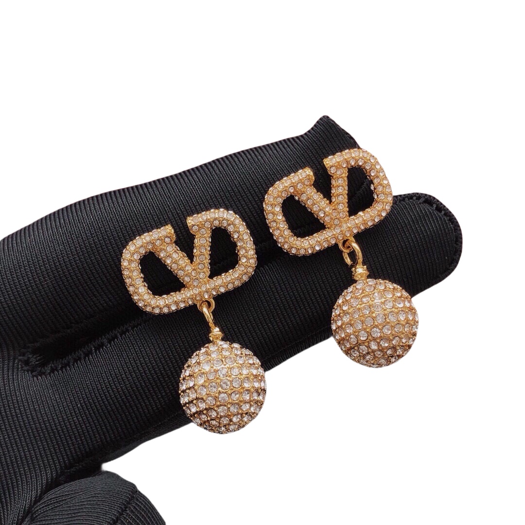 VTE084 Vlogo signature metal and crystal drop earrings - ccjewelryacc