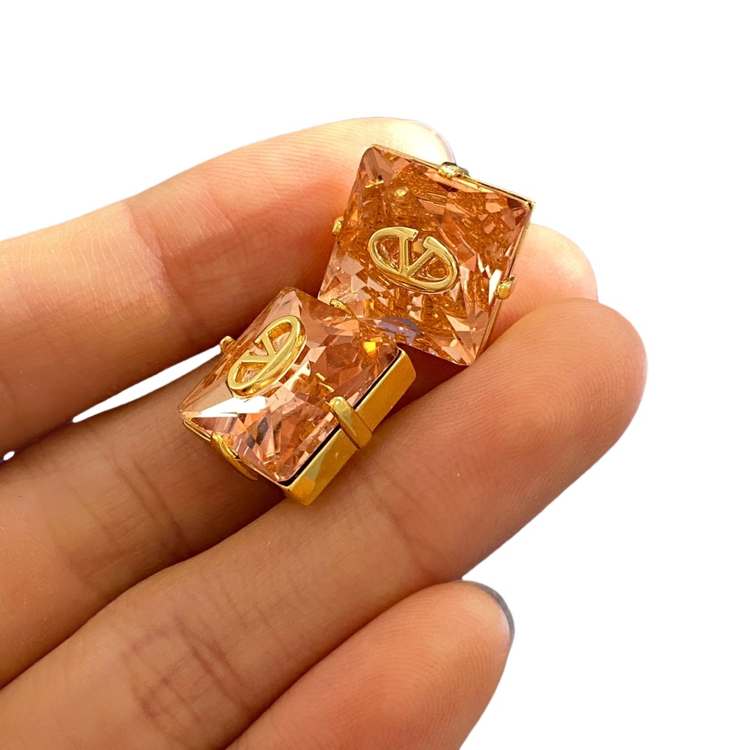 VTE085 Valentino V logo diamond earrings - ccjewelryacc