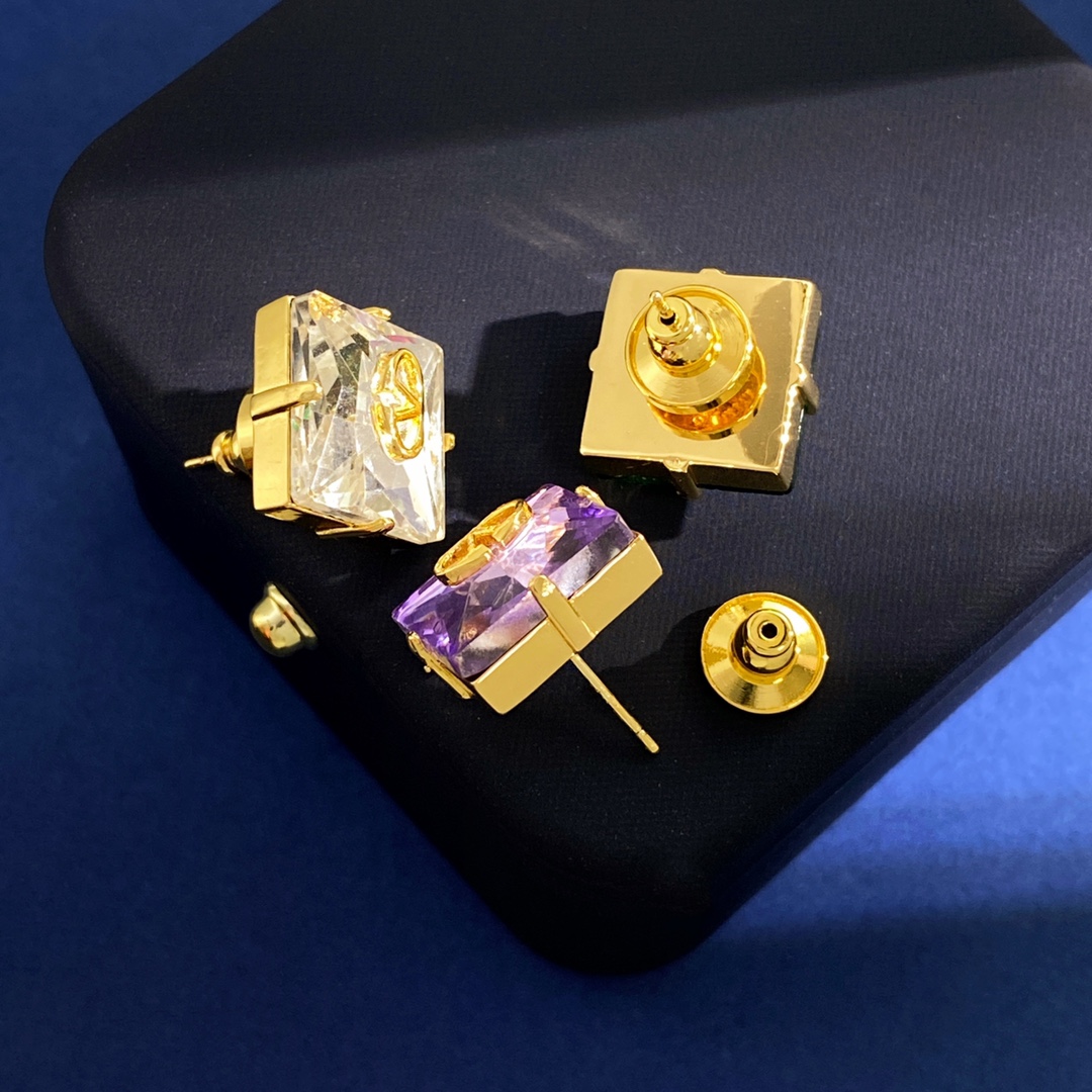 VTE085 Valentino V logo diamond earrings - ccjewelryacc