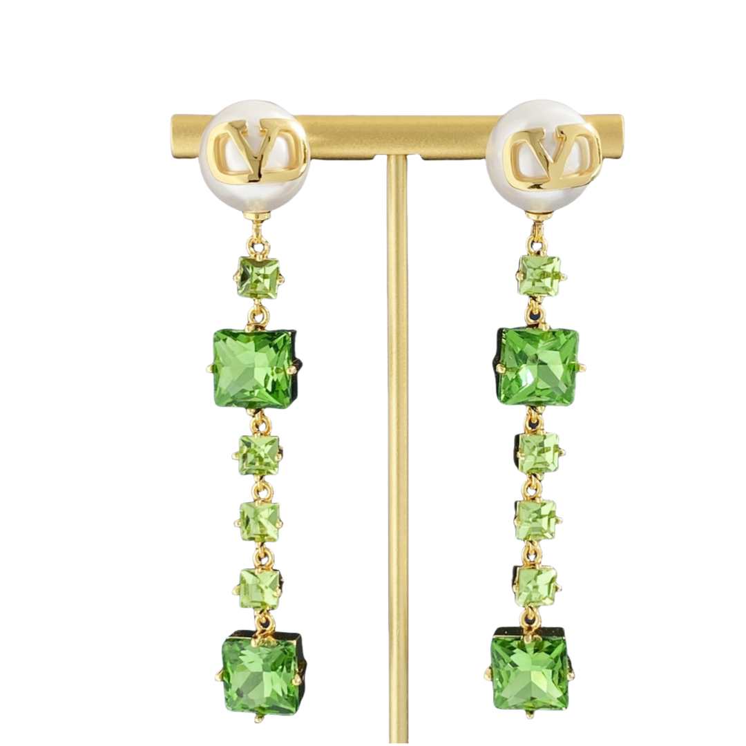 VTE090 Valentino the party tassel earrings with crystal and pearl - ccjewelryacc