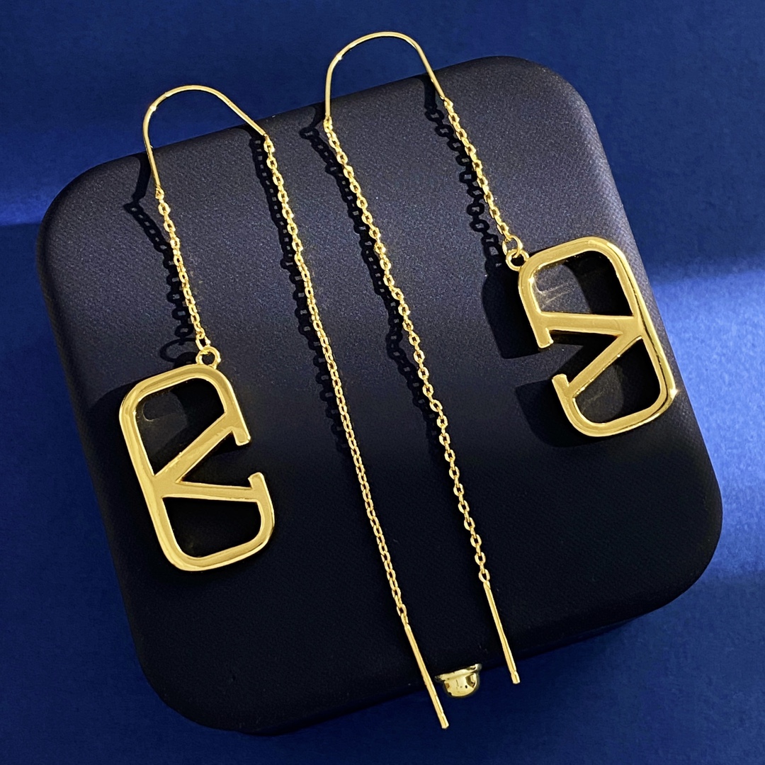 VTE087 Vlogo signature metal tassels earrings - ccjewelryacc