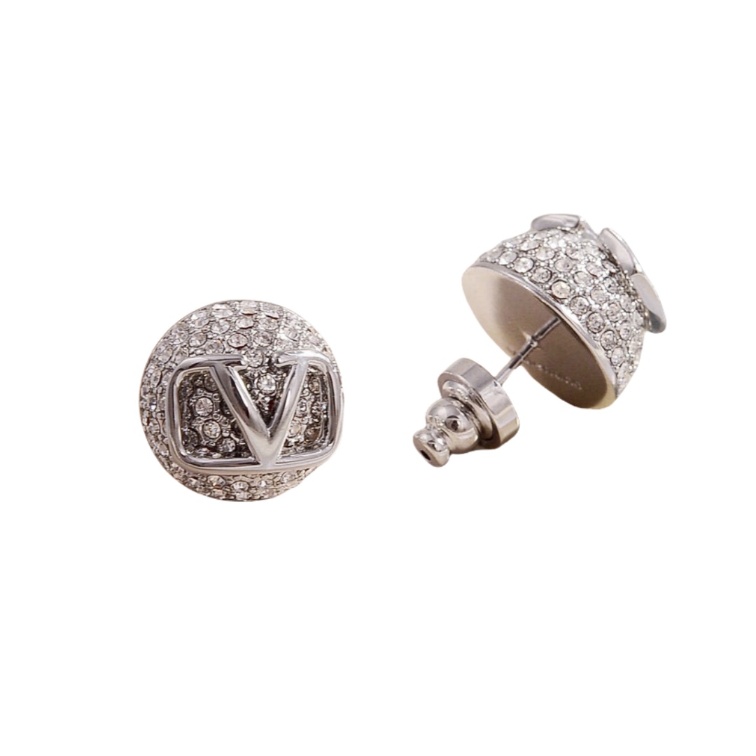 VTE086 Full crystal diamond V Logo stud Earrings - ccjewelryacc