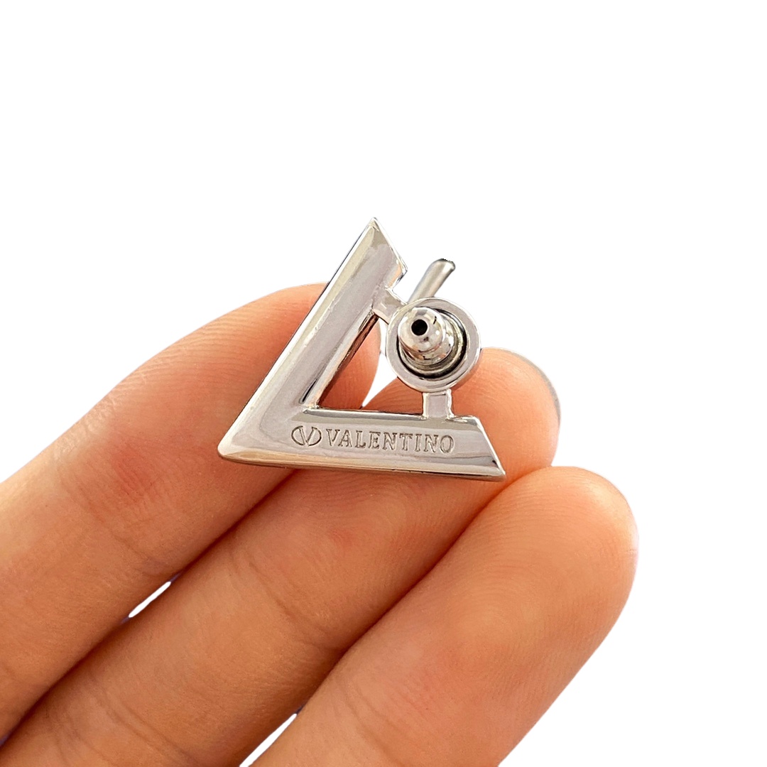 VTE109 Full crystal VV Logo stud earrings in silver/Gold - ccjewelryacc