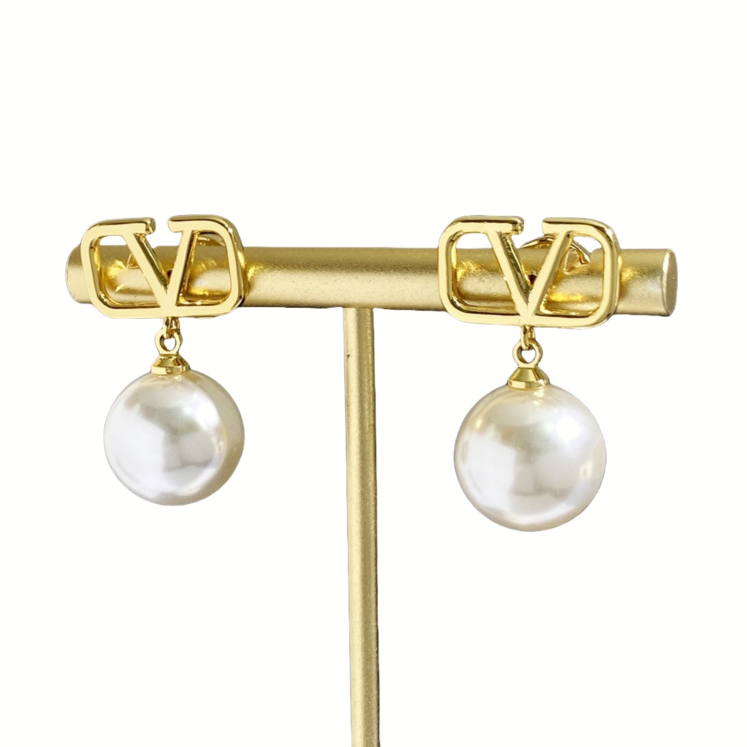 VTE121 V Logo garavani pearl earrings - ccjewelryacc