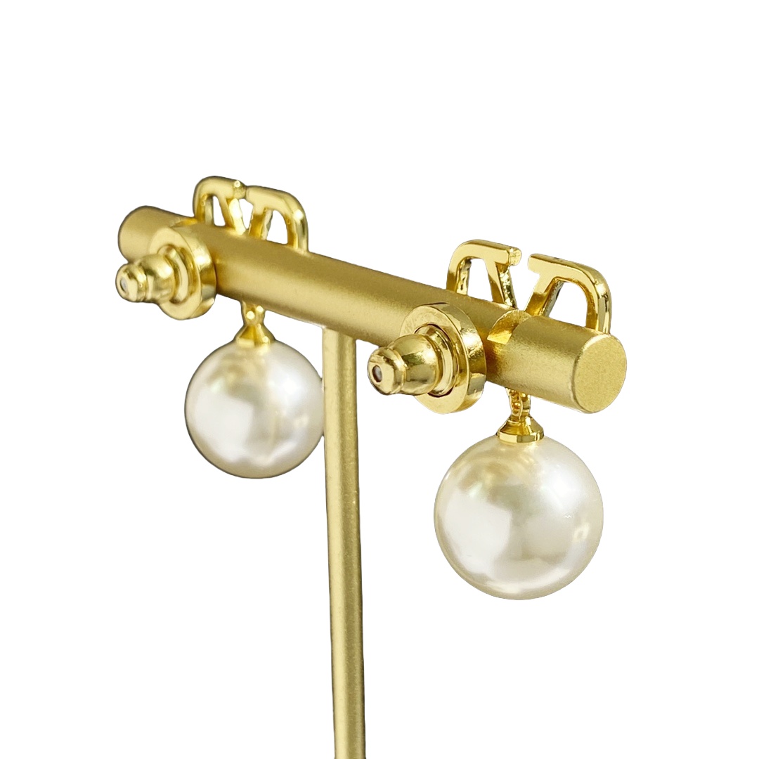 VTE121 V Logo garavani pearl earrings - ccjewelryacc