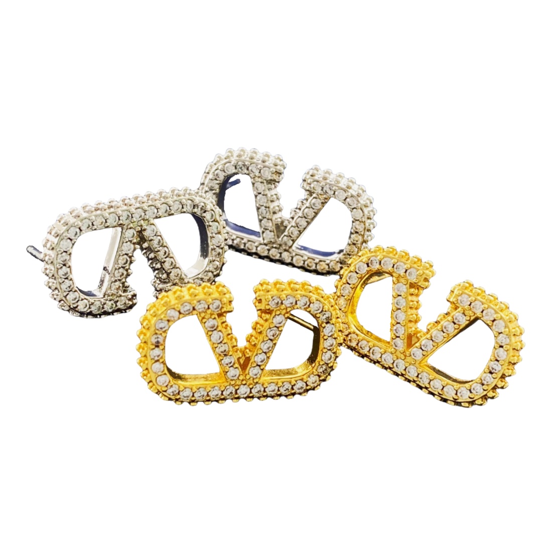 VTE114 Full crystal V Logo stud Earrings - ccjewelryacc