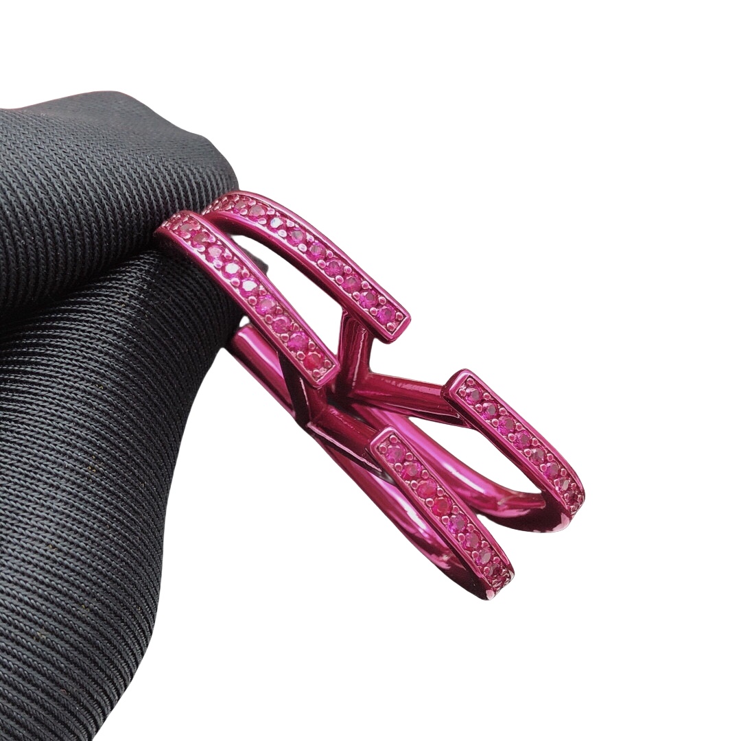 VTE115 V Logo Earrings in Metal with purple crystal - ccjewelryacc