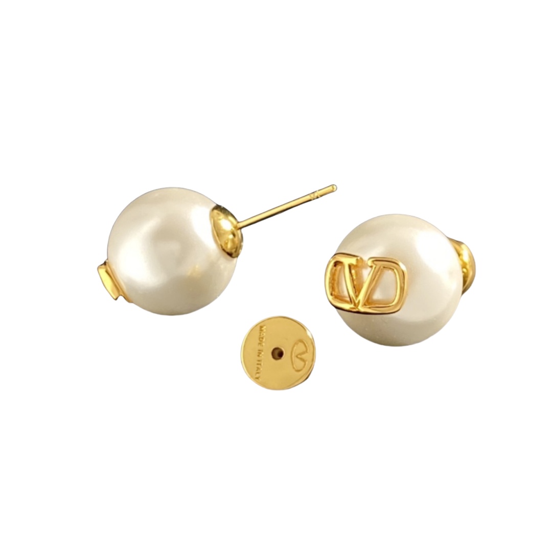 VTE112 VLogo garavani pearl stud earrings - ccjewelryacc