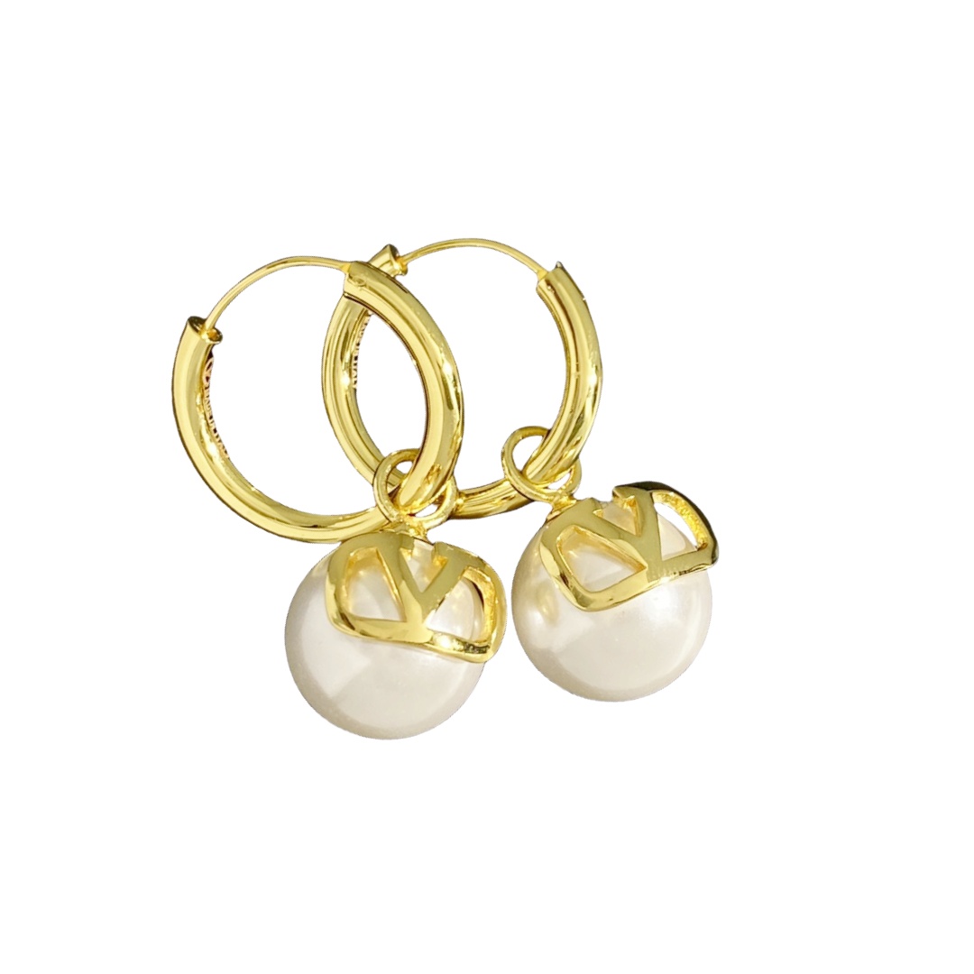 VTE104 Vlogo signature drop earring with pearl - ccjewelryacc