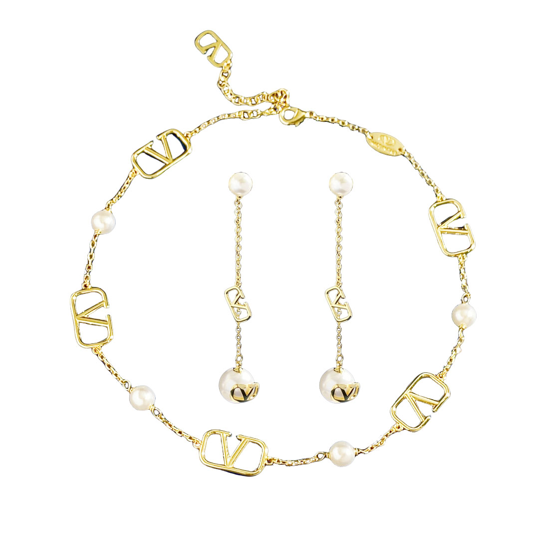 VTE126 V Logo pearl tassels drop Earrings - ccjewelryacc