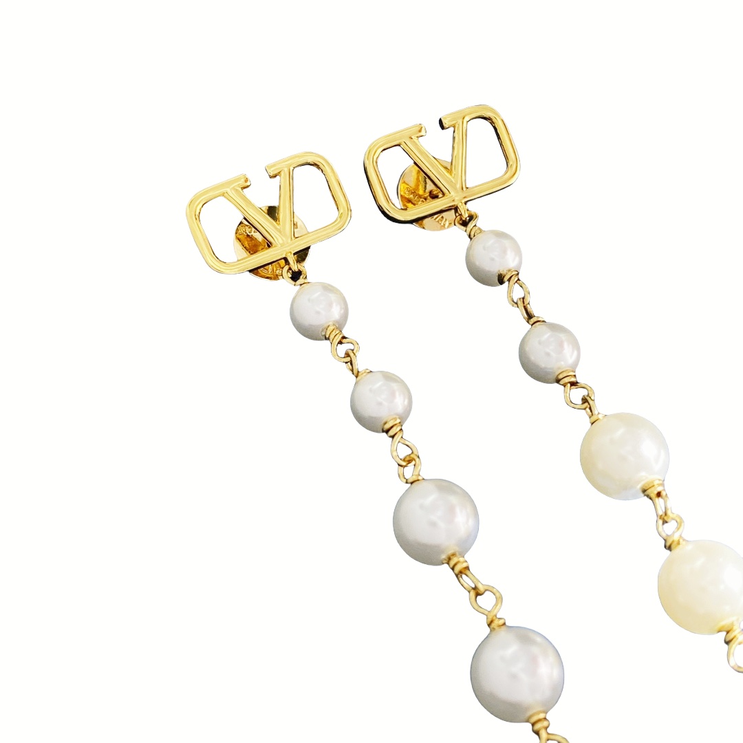 VTE124 VLogo pearl tassels drop Earrings - ccjewelryacc