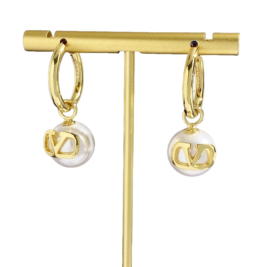 VTE104 Vlogo signature drop earring with pearl - ccjewelryacc