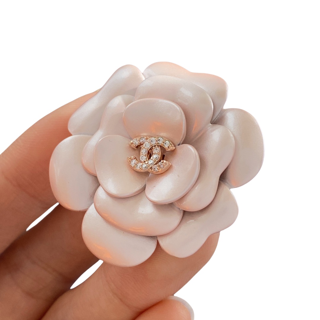 BCB543 Pink enamel camellia brooch pin - ccjewelryacc