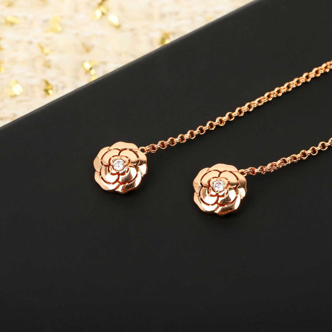 CCNV001 Extrait de camellia necklace 18k Rose Gold - ccjewelryacc