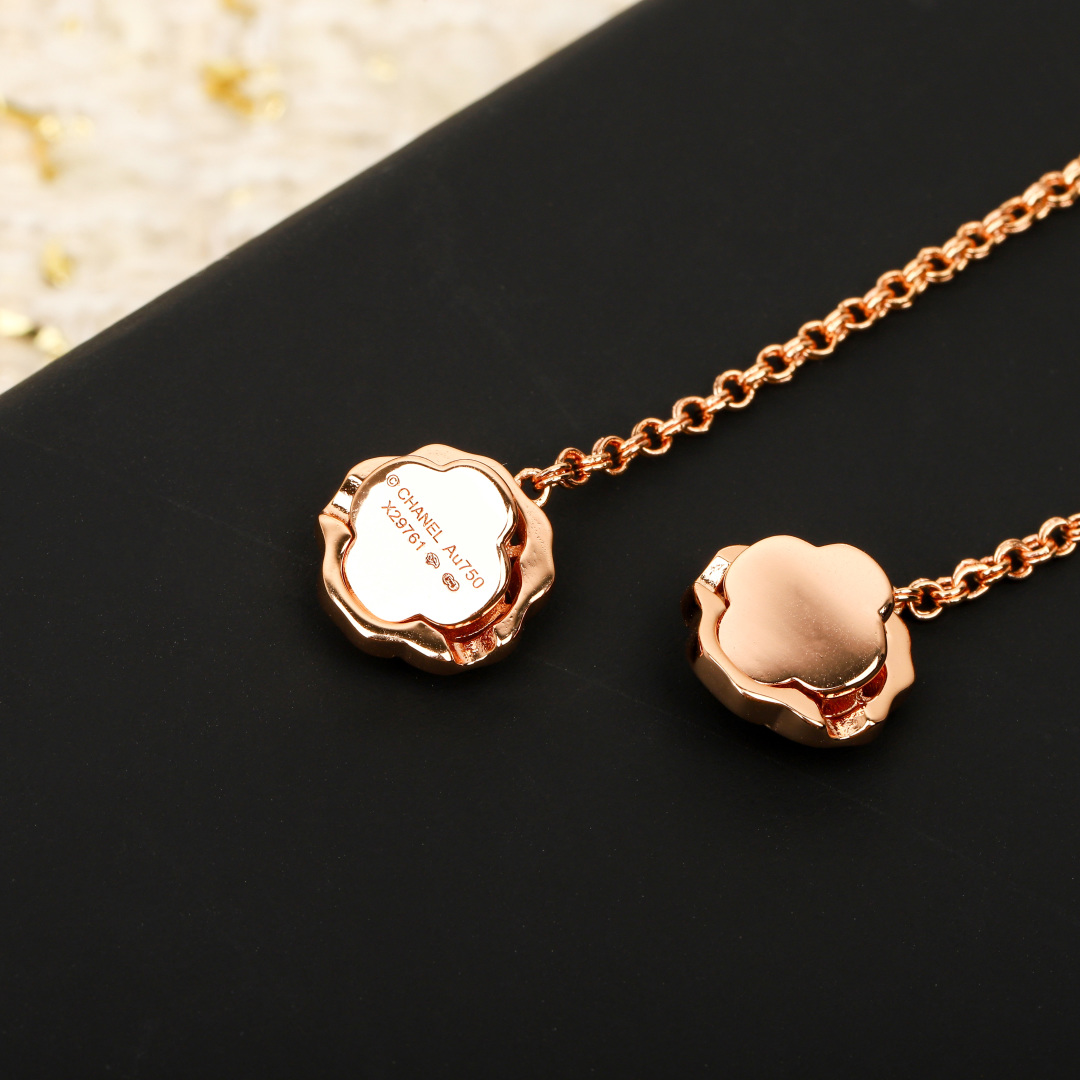 CCNV001 Extrait de camellia necklace 18k Rose Gold - ccjewelryacc