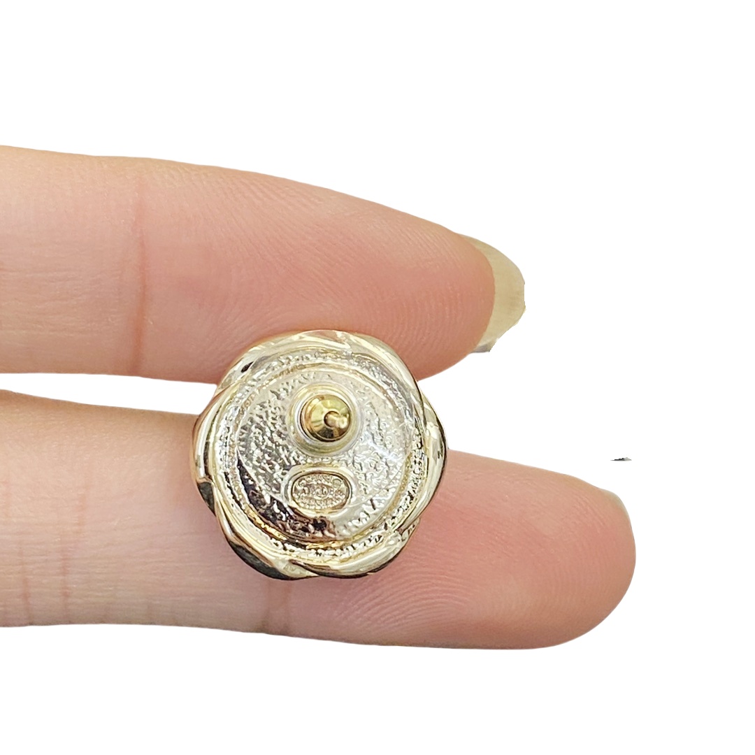 CCE726 Metal black leather camellia stud earrings - ccjewelryacc