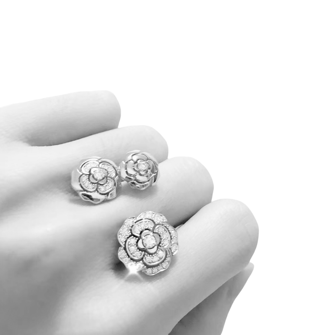 CCRS010 18k white gold/Gold and diamond Extrait de Camélia transformable ring  Camellia ring - ccjewelryacc