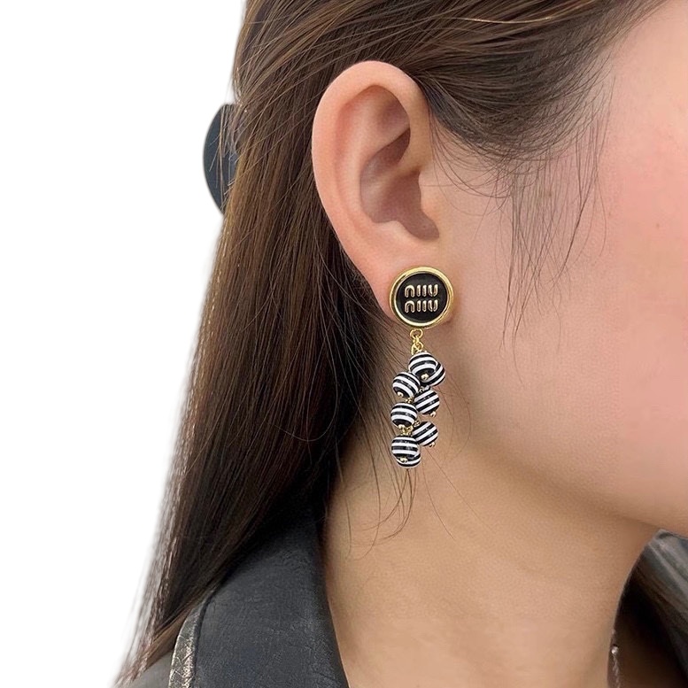 MME001 Miumiu Grape skewer stud earrings - ccjewelryacc