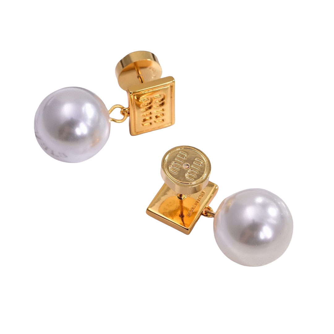 MME002 Miumiu pearl drop earrings for women - ccjewelryacc