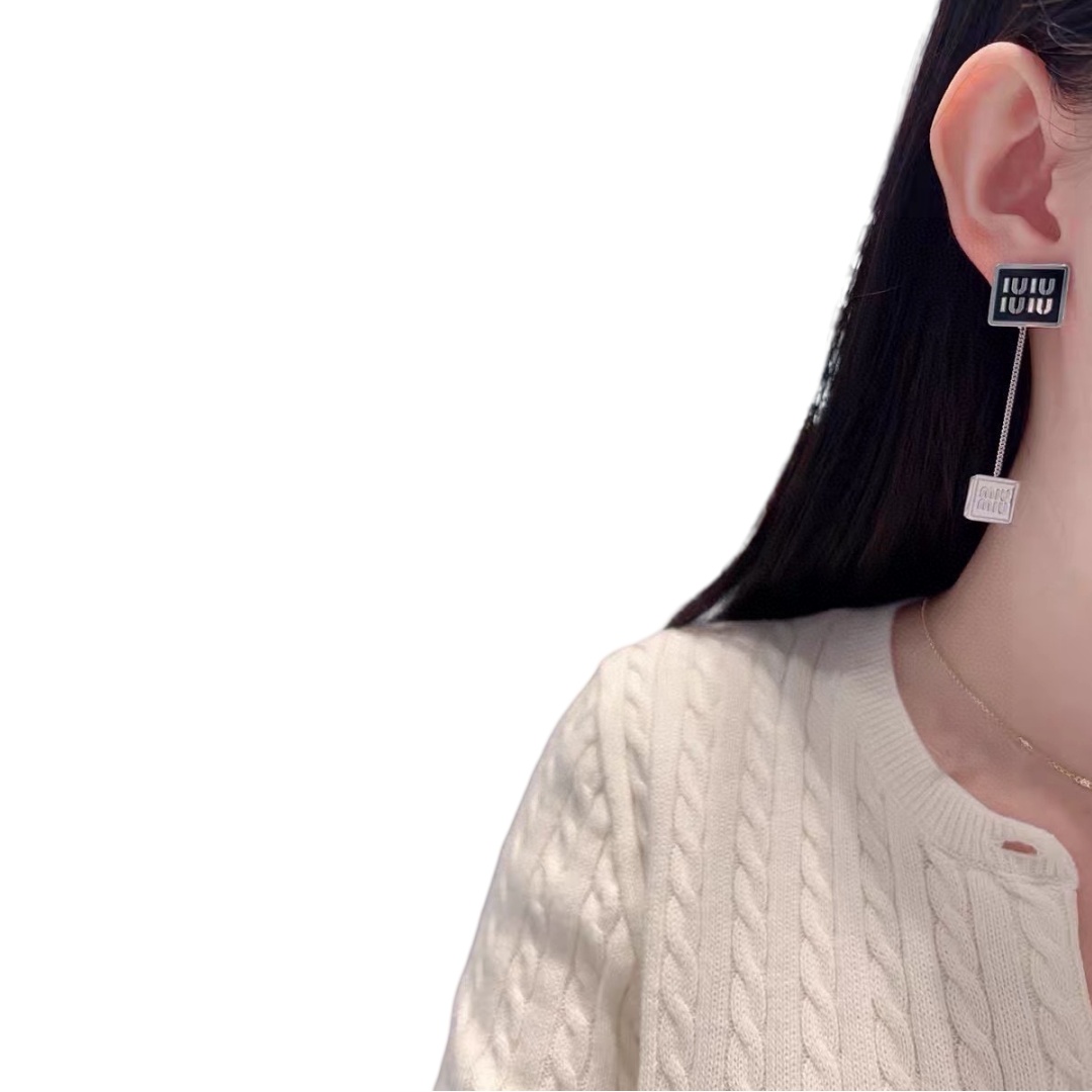 MME012 Miumiu chain tassels earring - ccjewelryacc