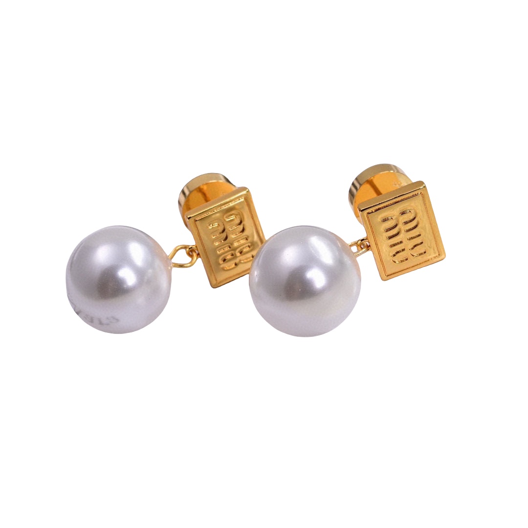 MME002 Miumiu pearl drop earrings for women - ccjewelryacc