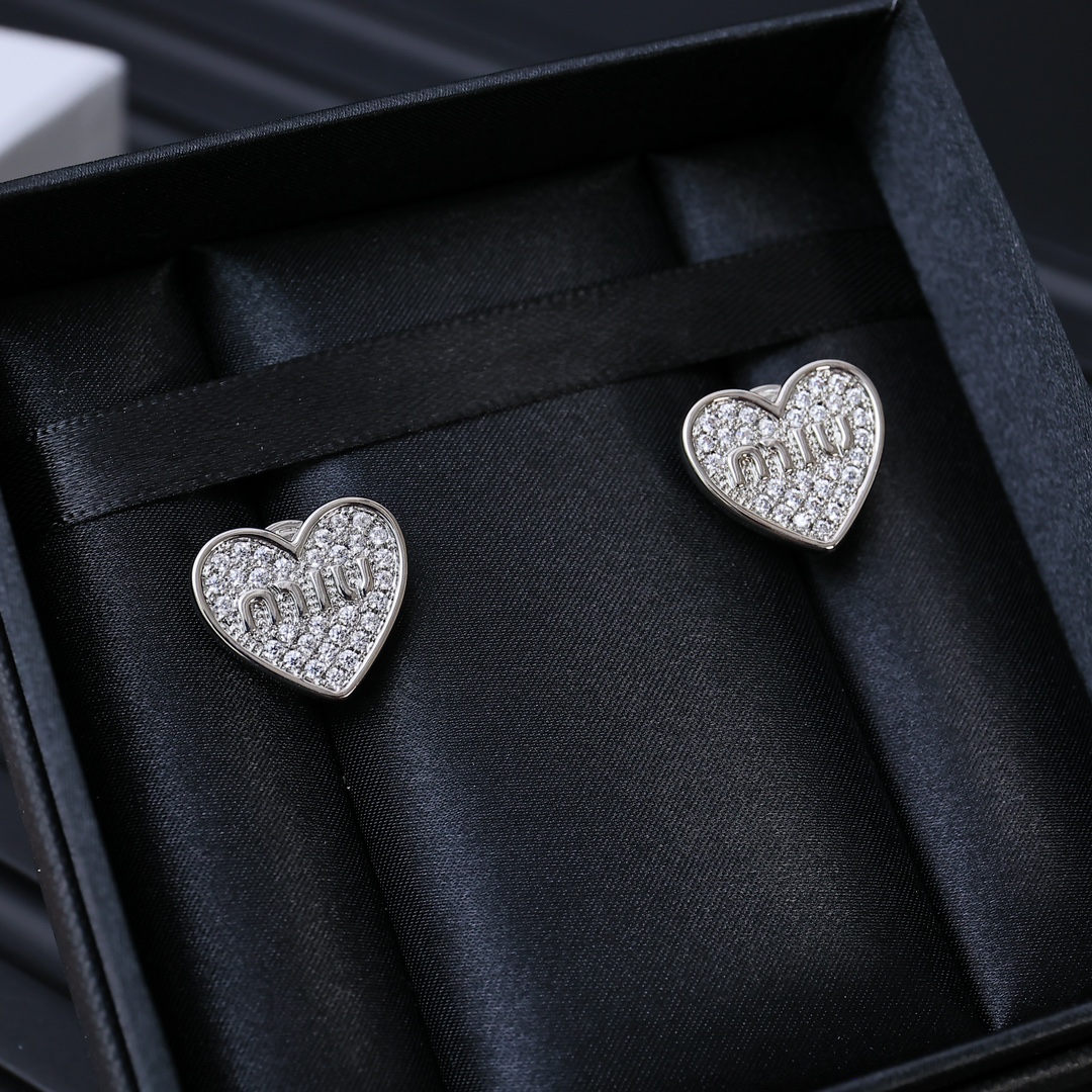 MME053 Miu miu crystal heart stud earrings - ccjewelryacc