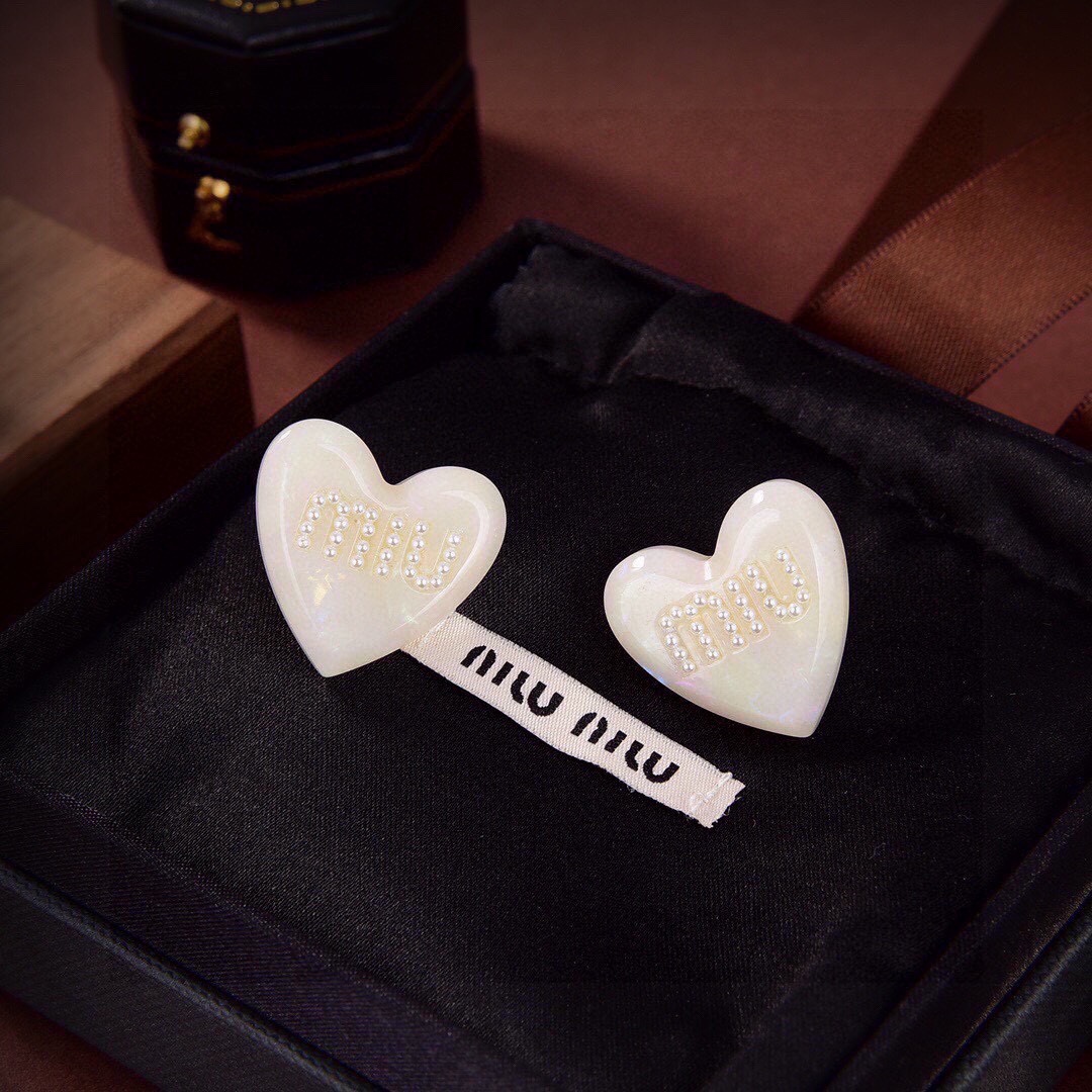 MME047 Miu miu heart earrings - ccjewelryacc