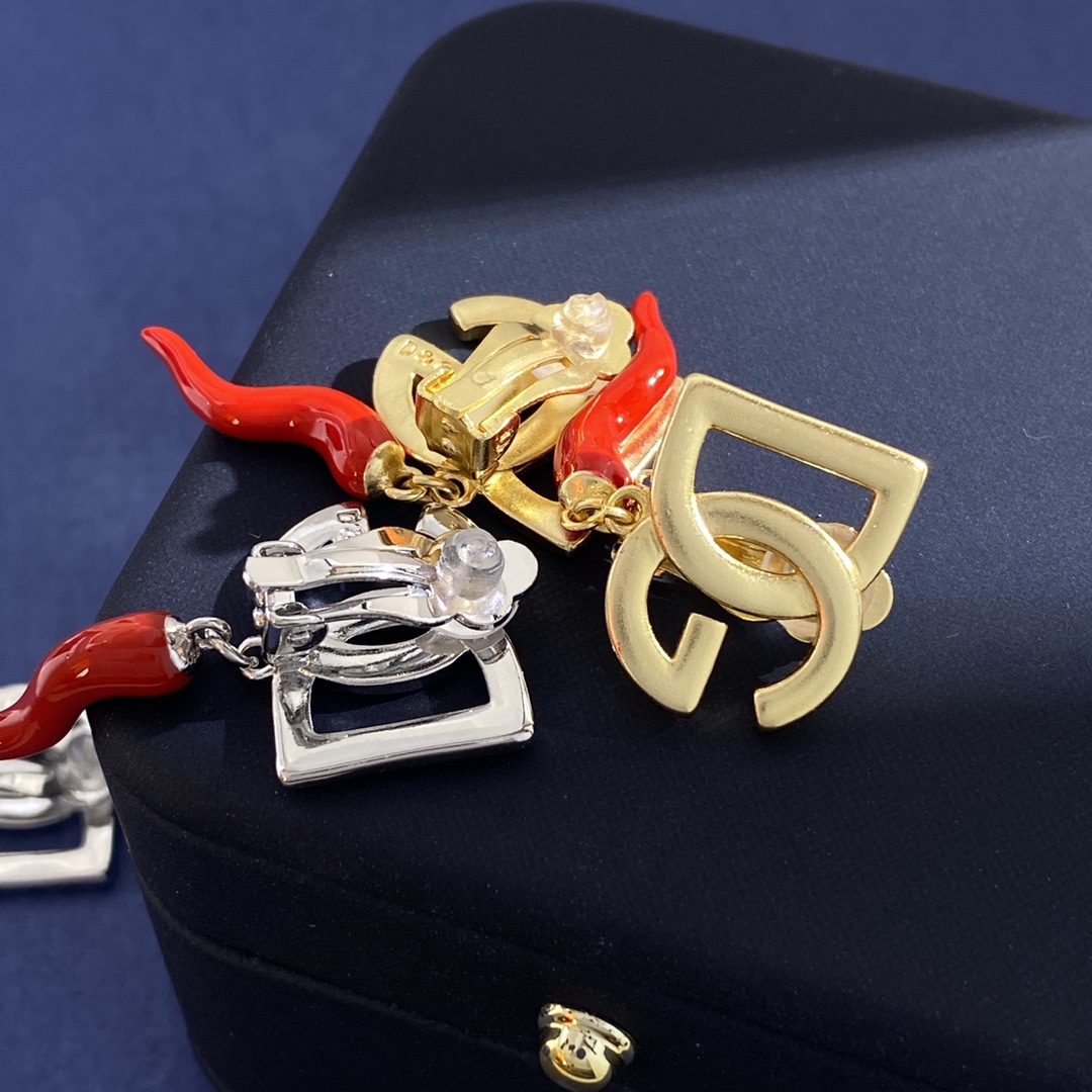 DGE010 DG chili Clip earring - ccjewelryacc