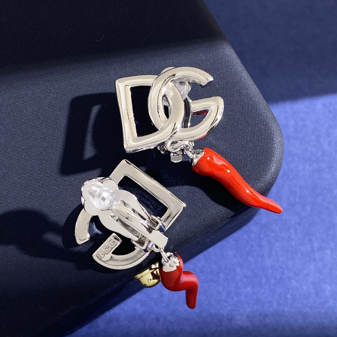 DGE010 DG chili Clip earring - ccjewelryacc