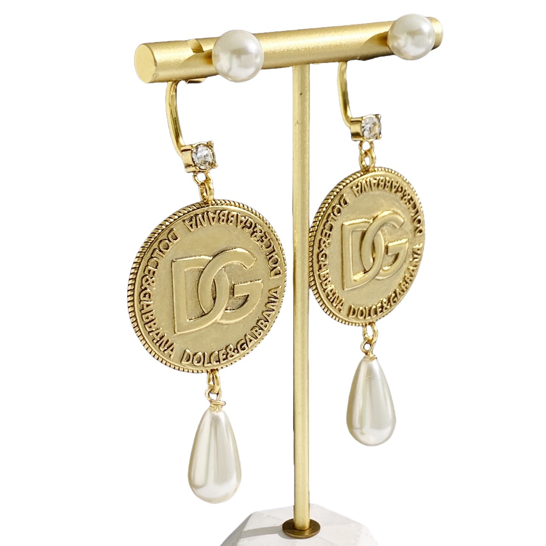DGE005 Dolce and gabbana drop earrings - ccjewelryacc