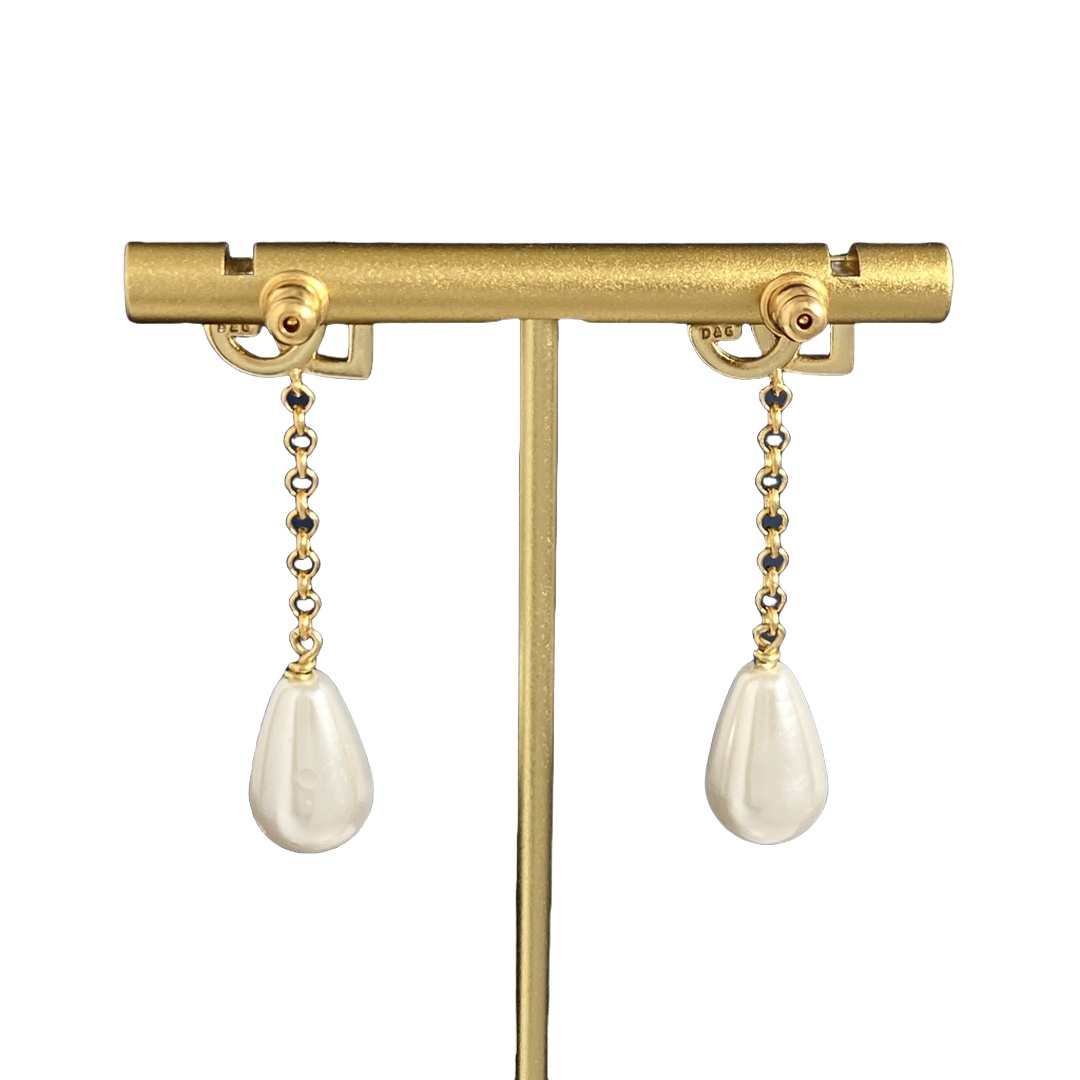 DGE018 Dolce and gabbana pearl Drop earrings - ccjewelryacc