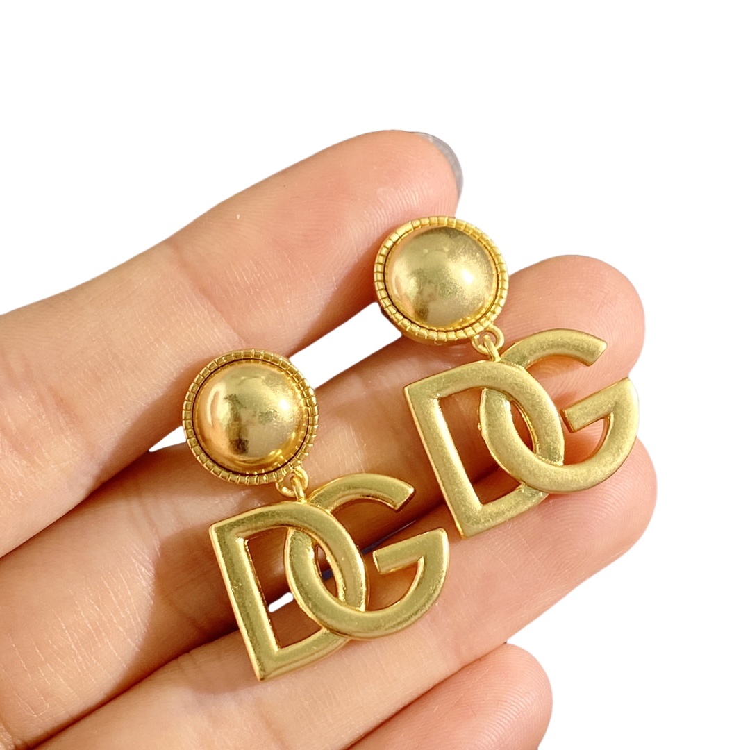DGE022 Dolce and gabbana gold earrings - ccjewelryacc