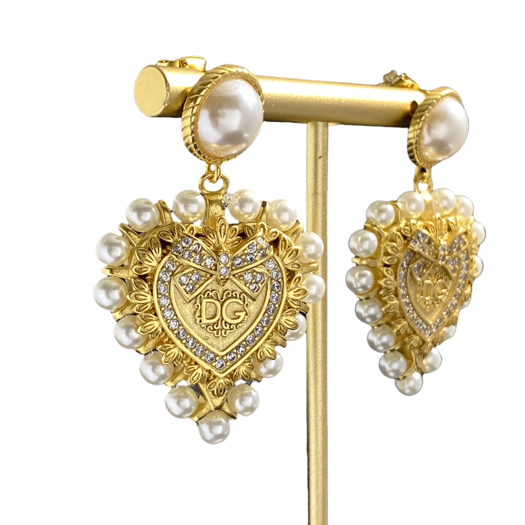 DGE021 Dolce and gabbana heart earrings - ccjewelryacc