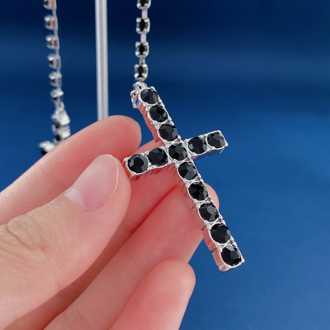 DGE043 Dolce gabbana cross earrings - ccjewelryacc