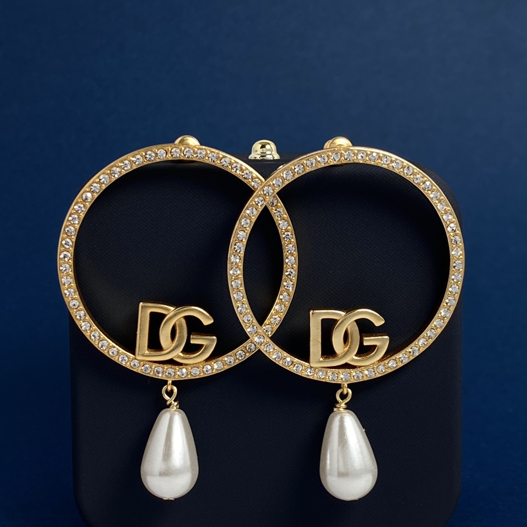 DGE020 Dolce and gabbana pearl Drop earrings - ccjewelryacc