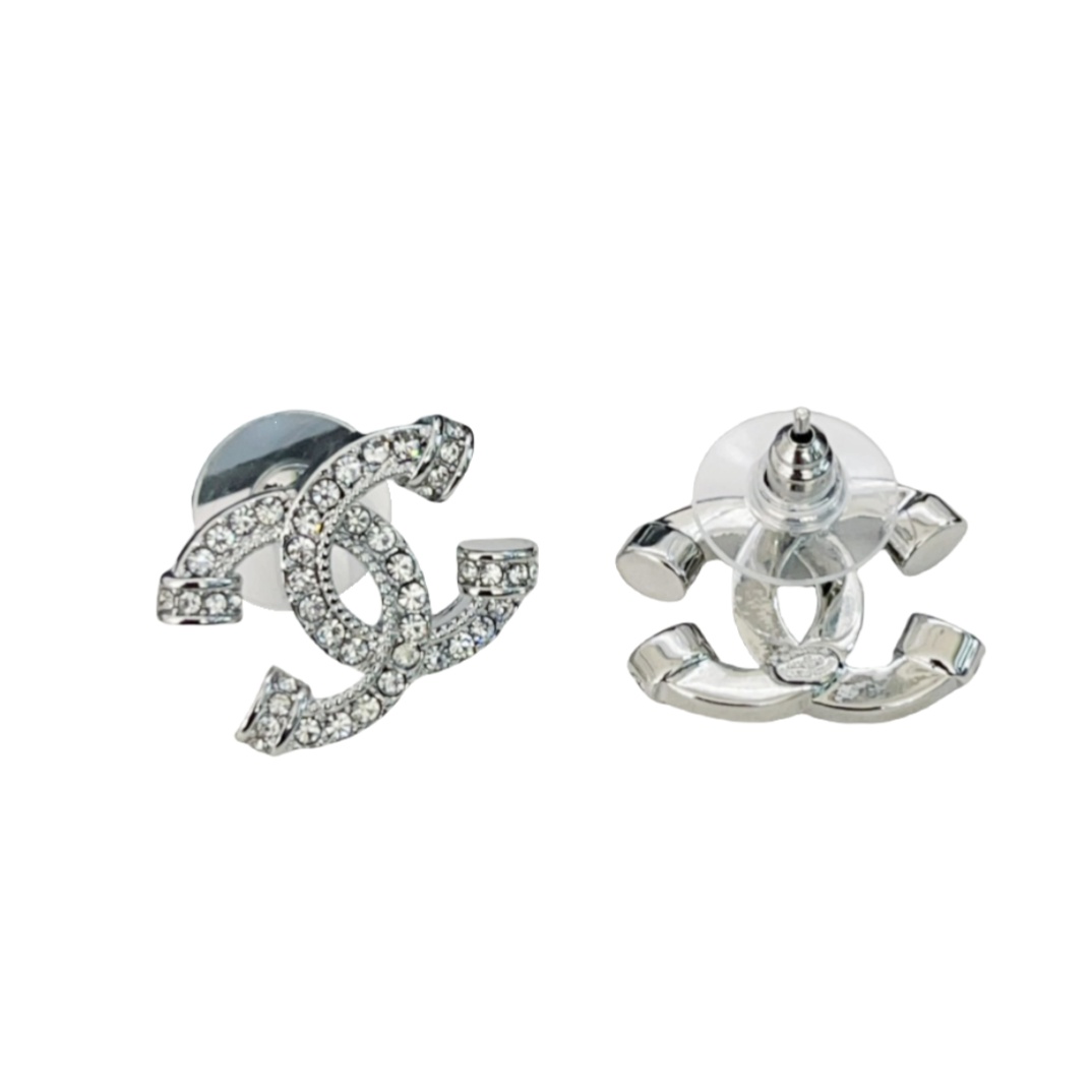 CCE135 CC Logo stud earrings silver in metal and crystal - ccfashionjewelry
