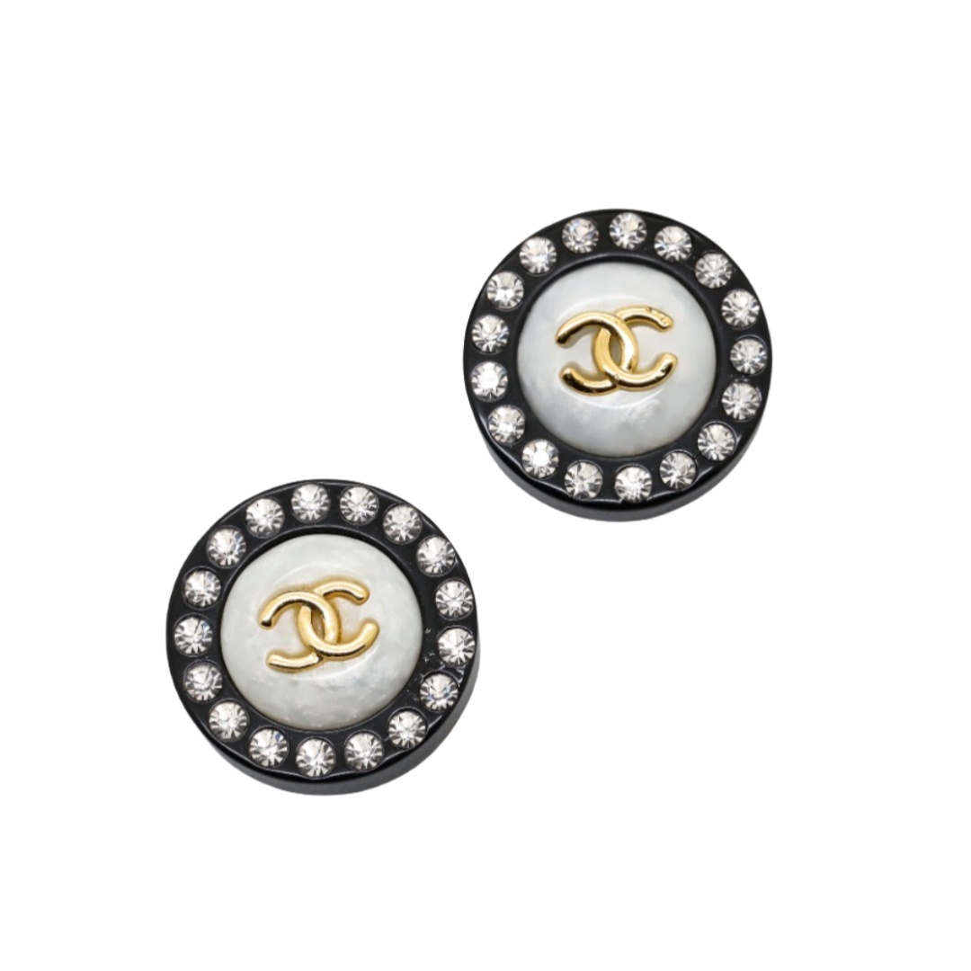 CCE323 Round white and black Acrylic crystal with cc logo stud earrings - ccjewelryacc