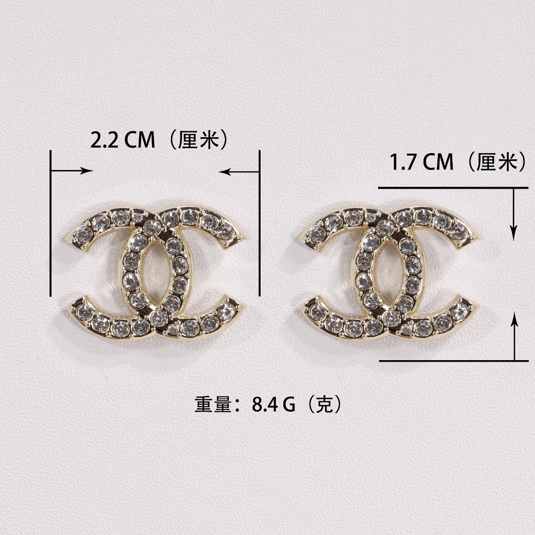 CCE158 Crystal cc logo stud earring in silver - ccjewelryacc