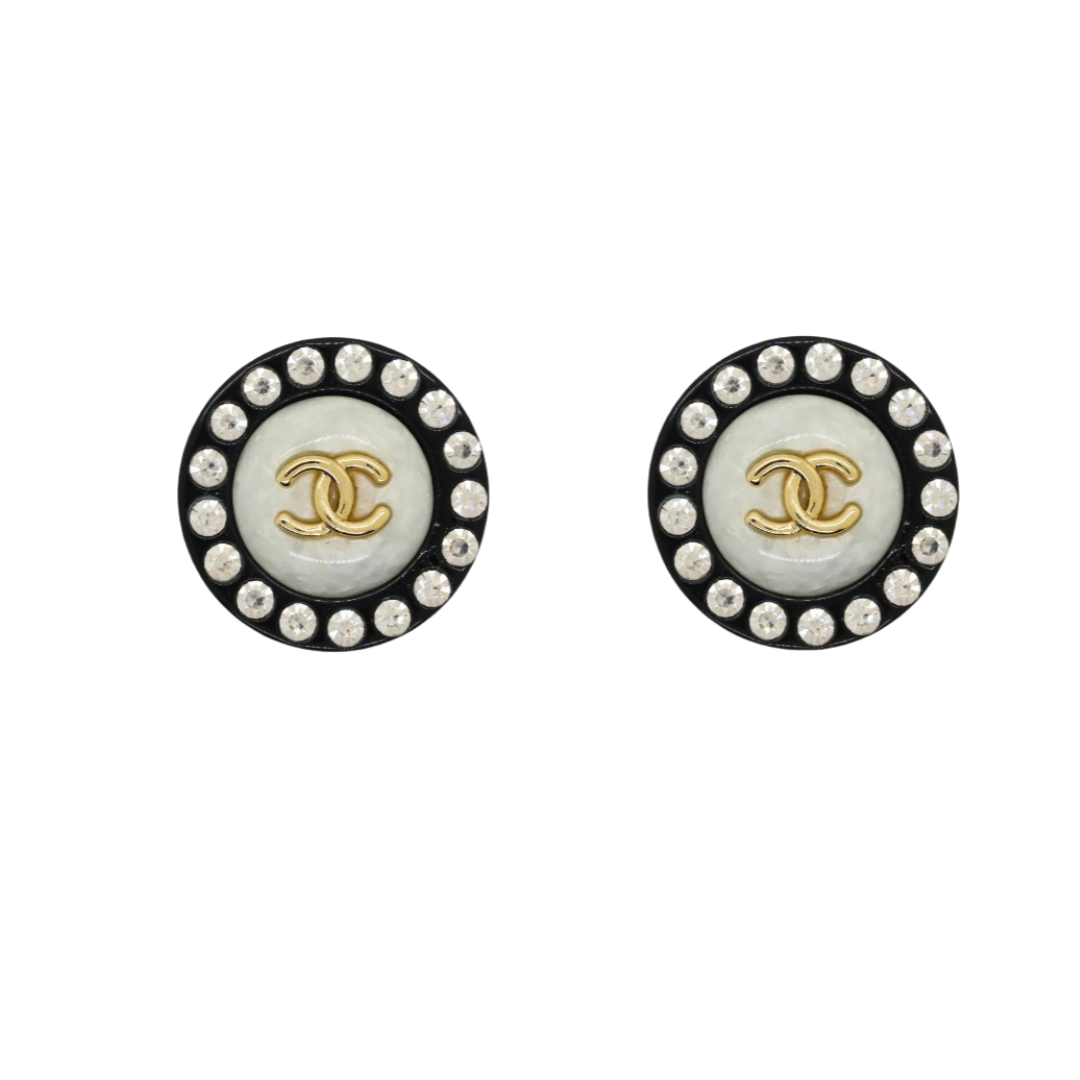 CCE323 Round white and black Acrylic crystal with cc logo stud earrings - ccfashionjewelry