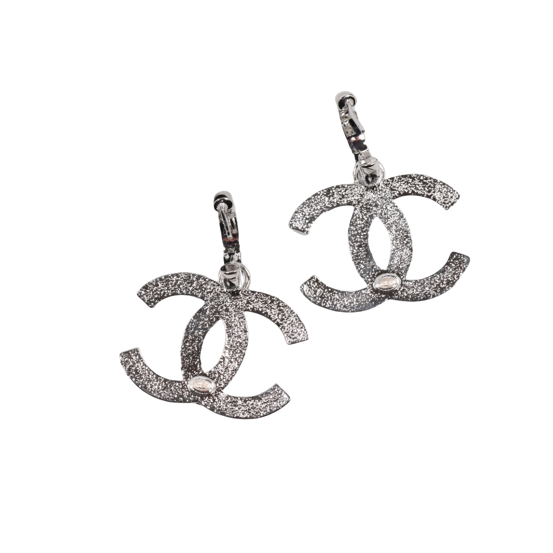 CCE151 Navy stripe crystal cc logo drop earring in silver - ccjewelryacc