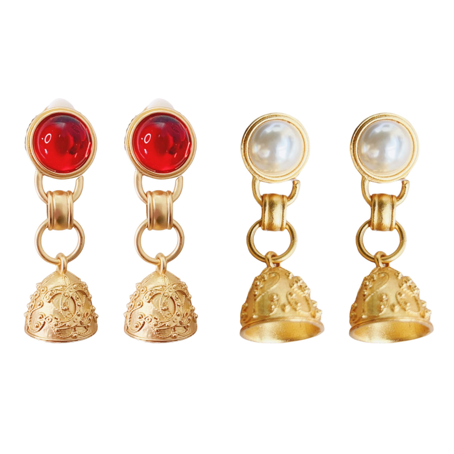 CCE439 Vintage Gold bell CC earring clip - ccjewelryacc