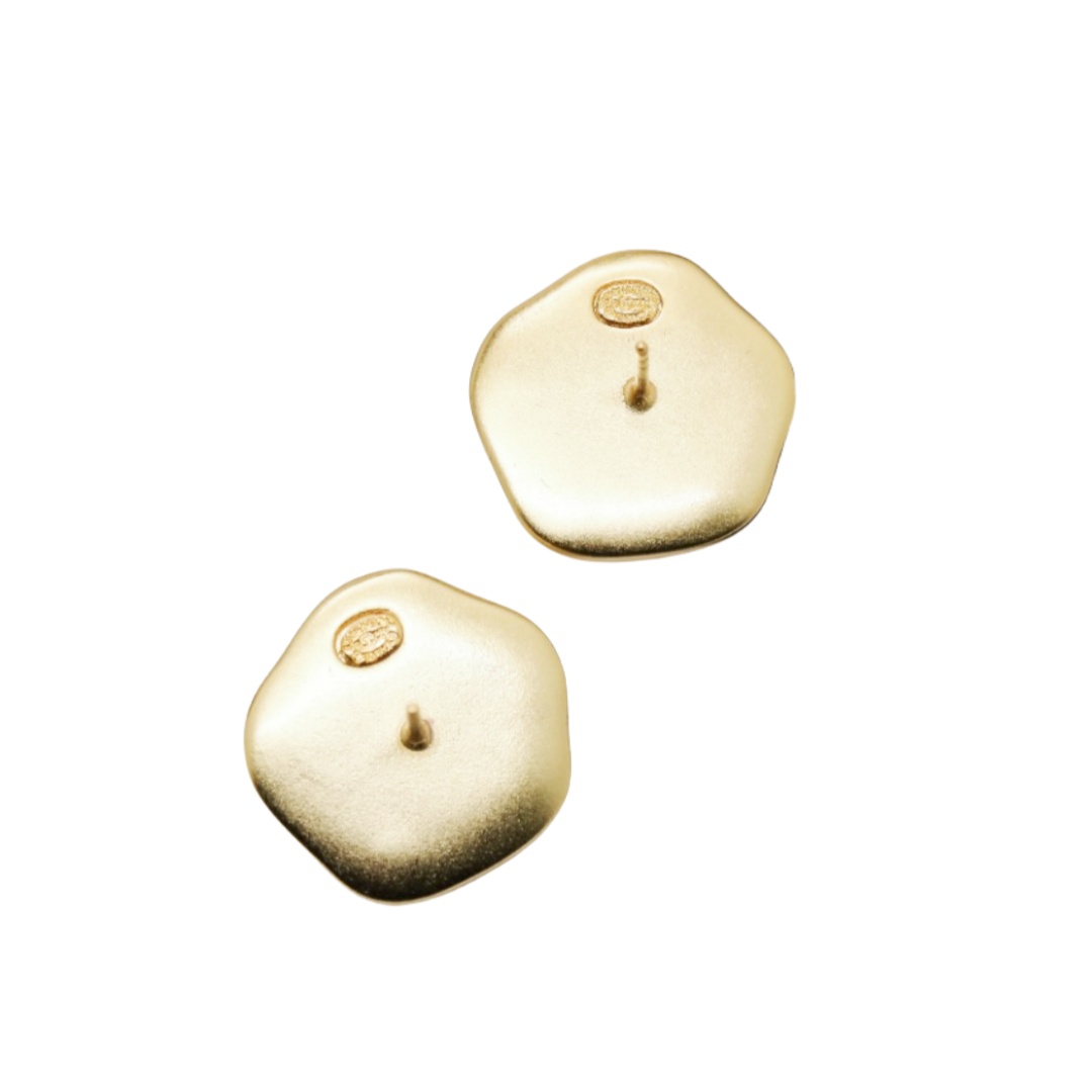 CCE257 Flower with cc logo stud earrings - ccjewelryacc